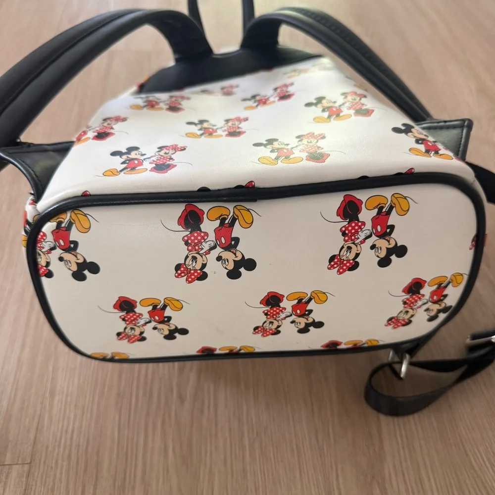 Loungefly classic Mickey & Minnie Mouse Backpack - Picture 7 of 7